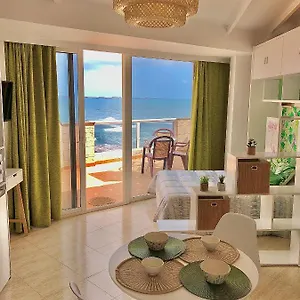 Precioso Atico Con Vistas Espectaculares. Appartamento